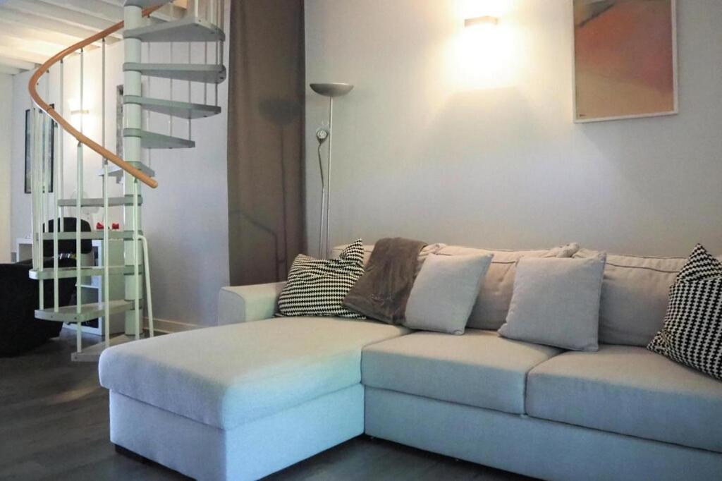 Holiday Home With Shared Pool แซ็งต์-มารี-เดอ-ลา-แมร์ ภายนอก รูปภาพ